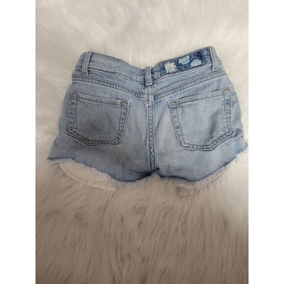 Cat & Jack Denim Cut Off Shorts Rose Embroidery Girls Size S 6/7 - Picture 4 of 5